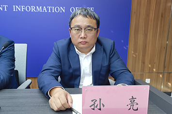 孙亮.jpg