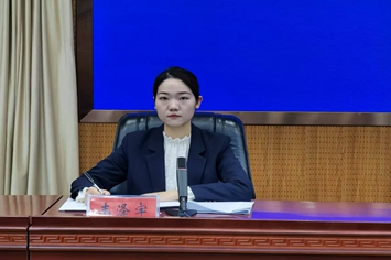 阜阳市委宣传部外宣和新闻发布科三级主任科员韦泽宇.jpg