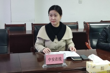 记者1.jpg