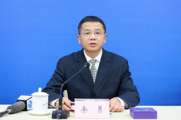 合肥市体育局局长余勇.jpg