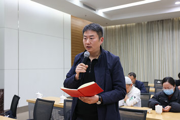 问题三：安徽经济报记者.jpg