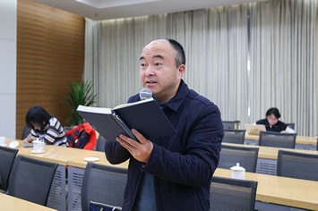 问题一：中国网记者.jpg