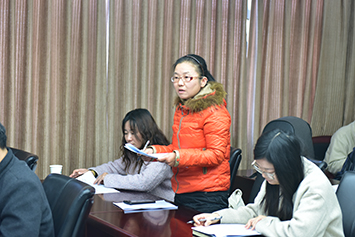 市场星报记者提问1.jpg