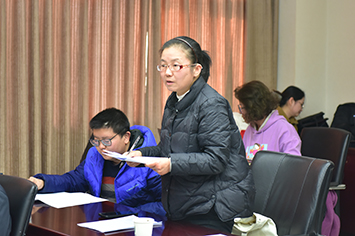 市场星报记者提问1.jpg