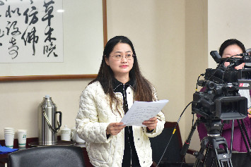 今晚800记者提问_副本.jpg