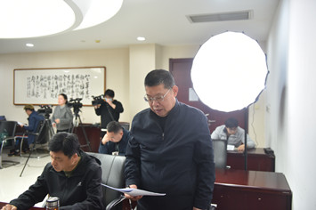 安徽法治报记者提问_副本.jpg