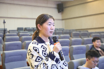人民数字记者提问.png