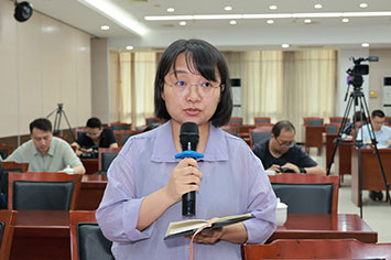 355-236安徽日报记者.jpg