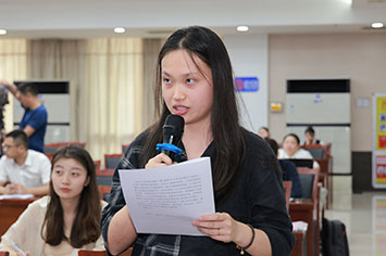 355-236中国交通广播记者.jpg
