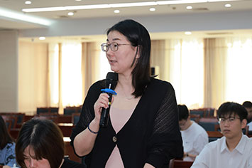 355-236安徽日报记者.jpg