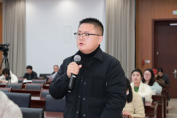 355-236安徽广播电视台记者.jpg