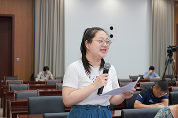 355-236安徽新闻综合广播记者.jpg 355-236安徽新闻综合广播记者.jpg