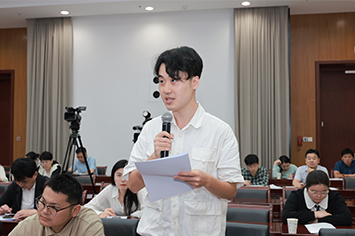 355-236大公报香港文汇报记者.jpg