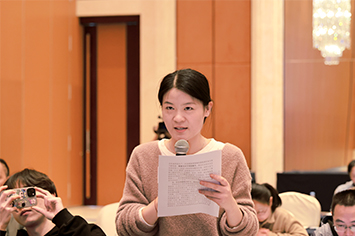 355-236安徽经济报记者.jpg