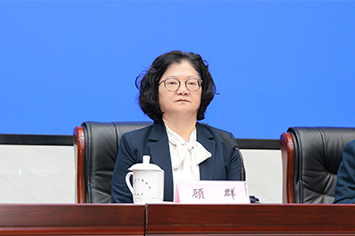 355-236顾群.jpg