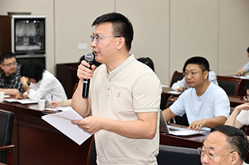 355-236中新社记者.jpg
