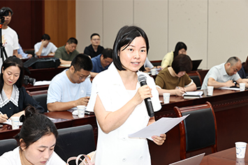 355-236安徽交通广播记者.jpg