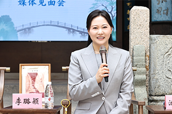 355-236李.jpg