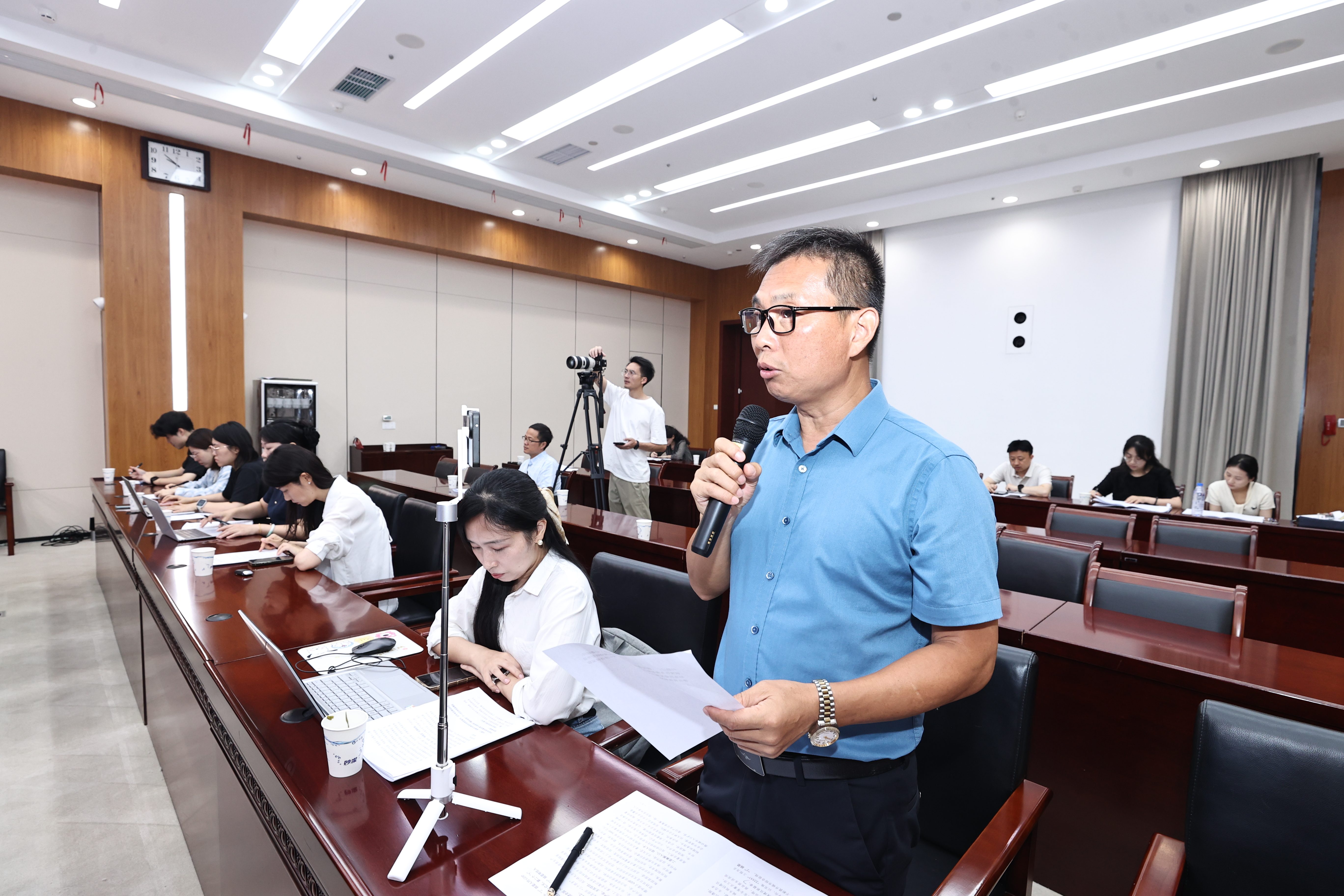 香港经济导报记者.jpg