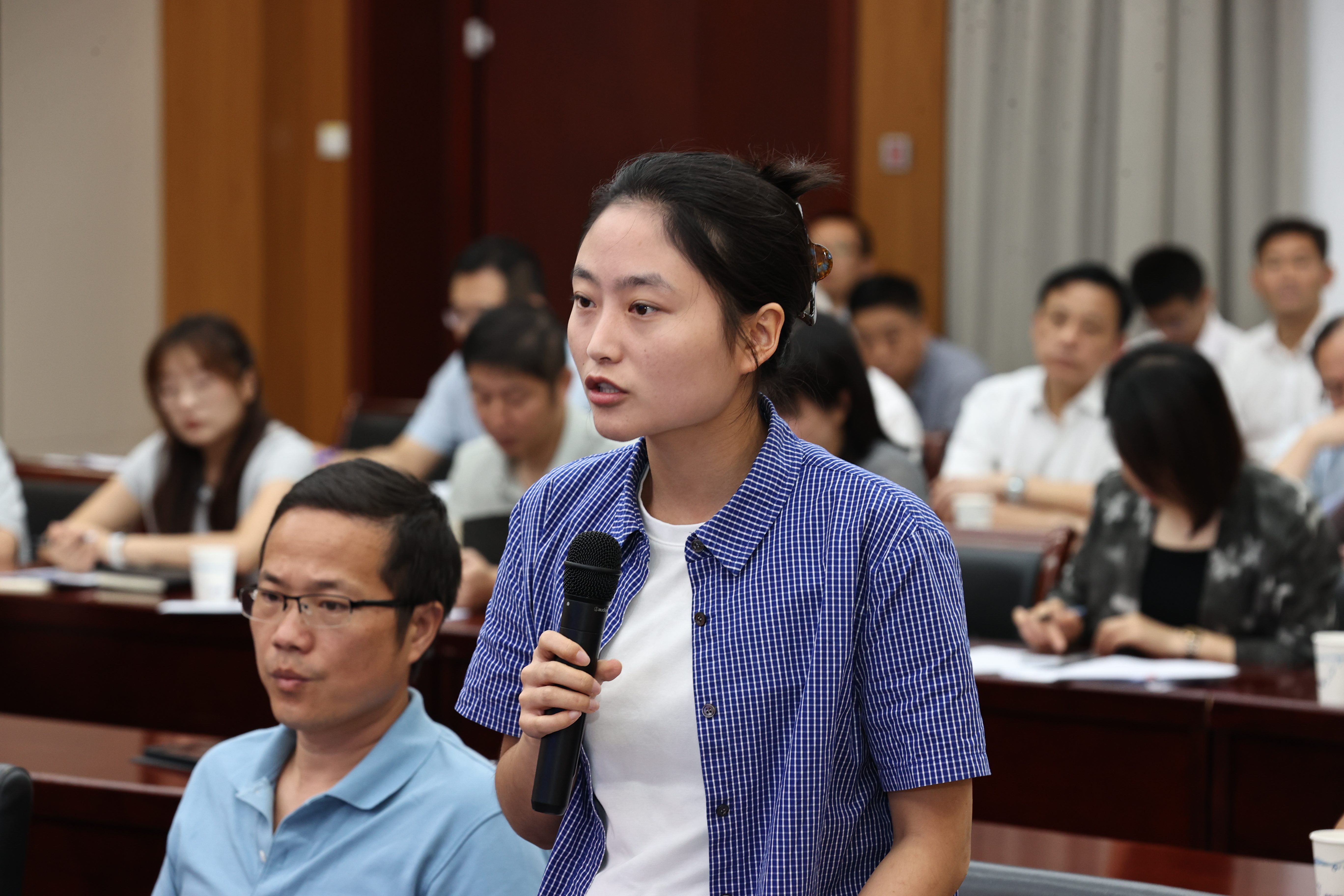 央视网记者.jpg 央视网记者.jpg