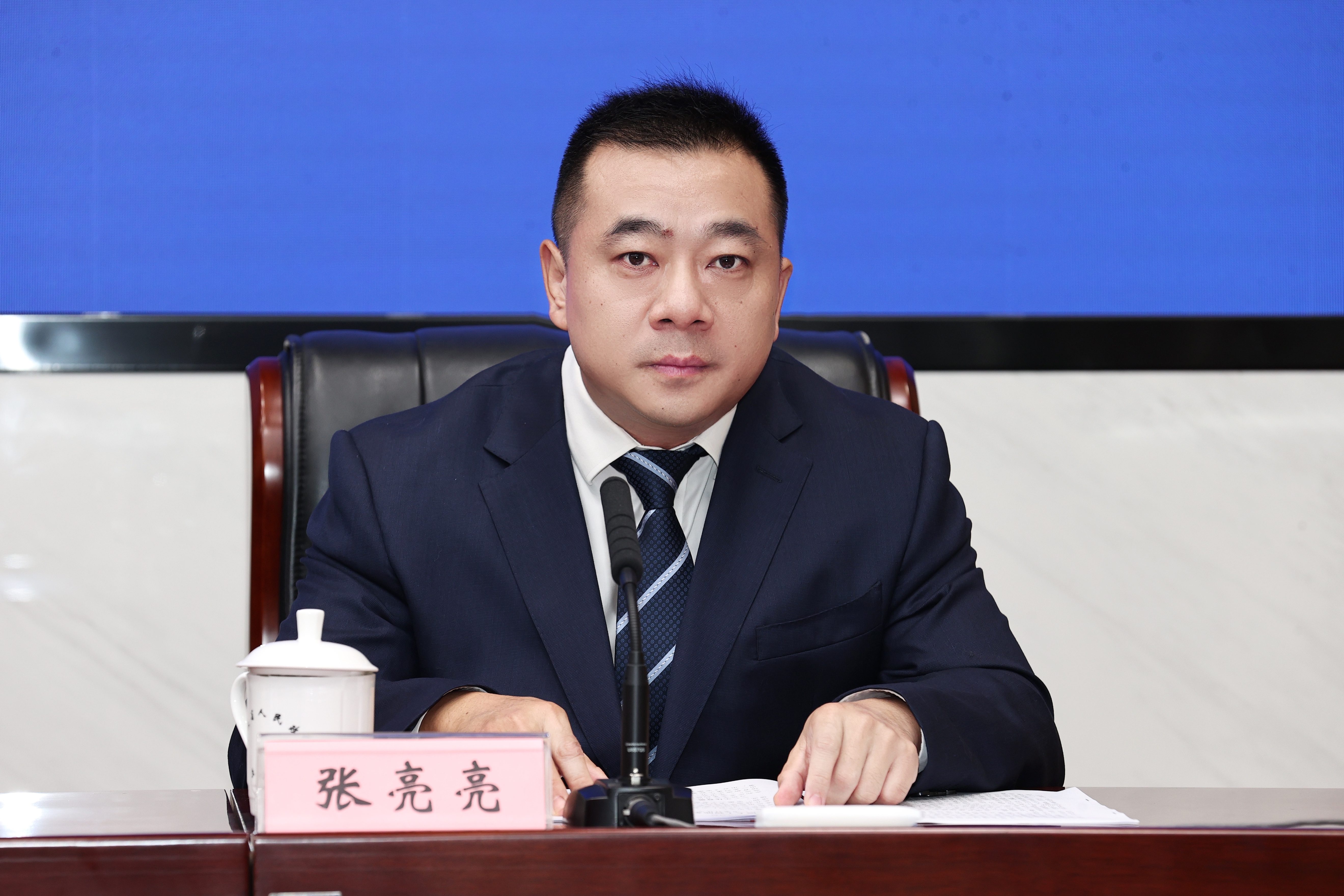 张亮亮.jpg