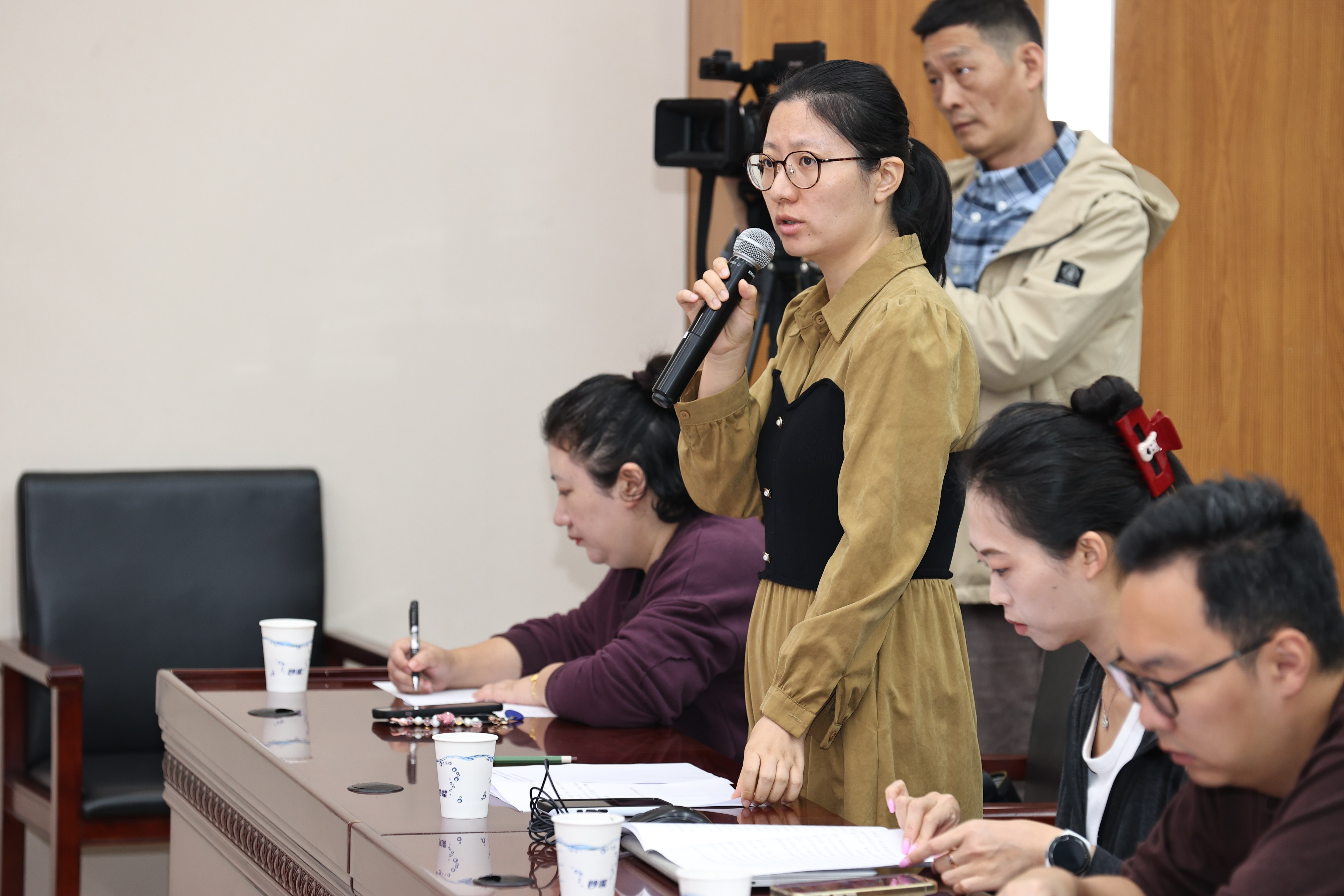 新华网记者.jpg