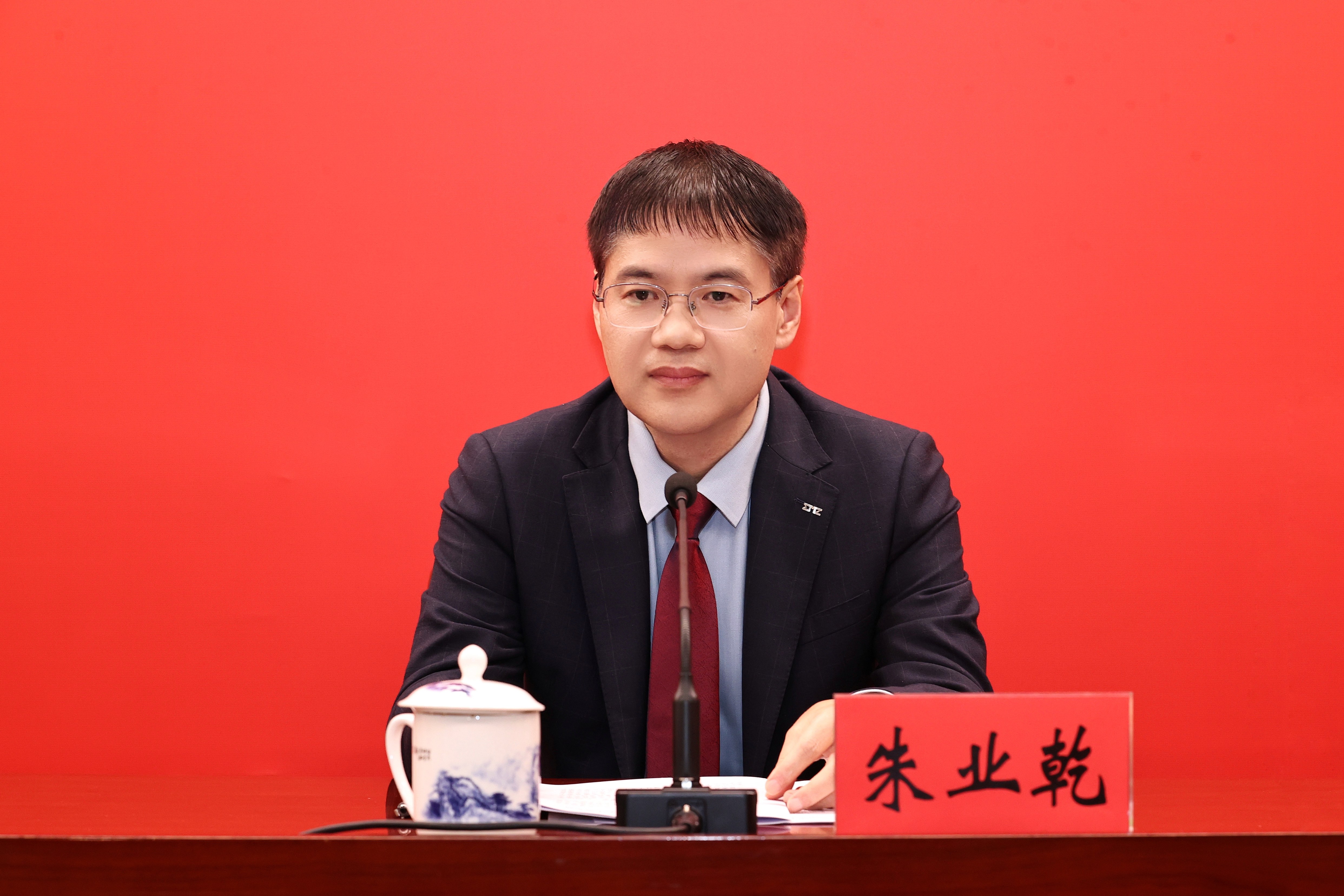 朱业乾.jpg